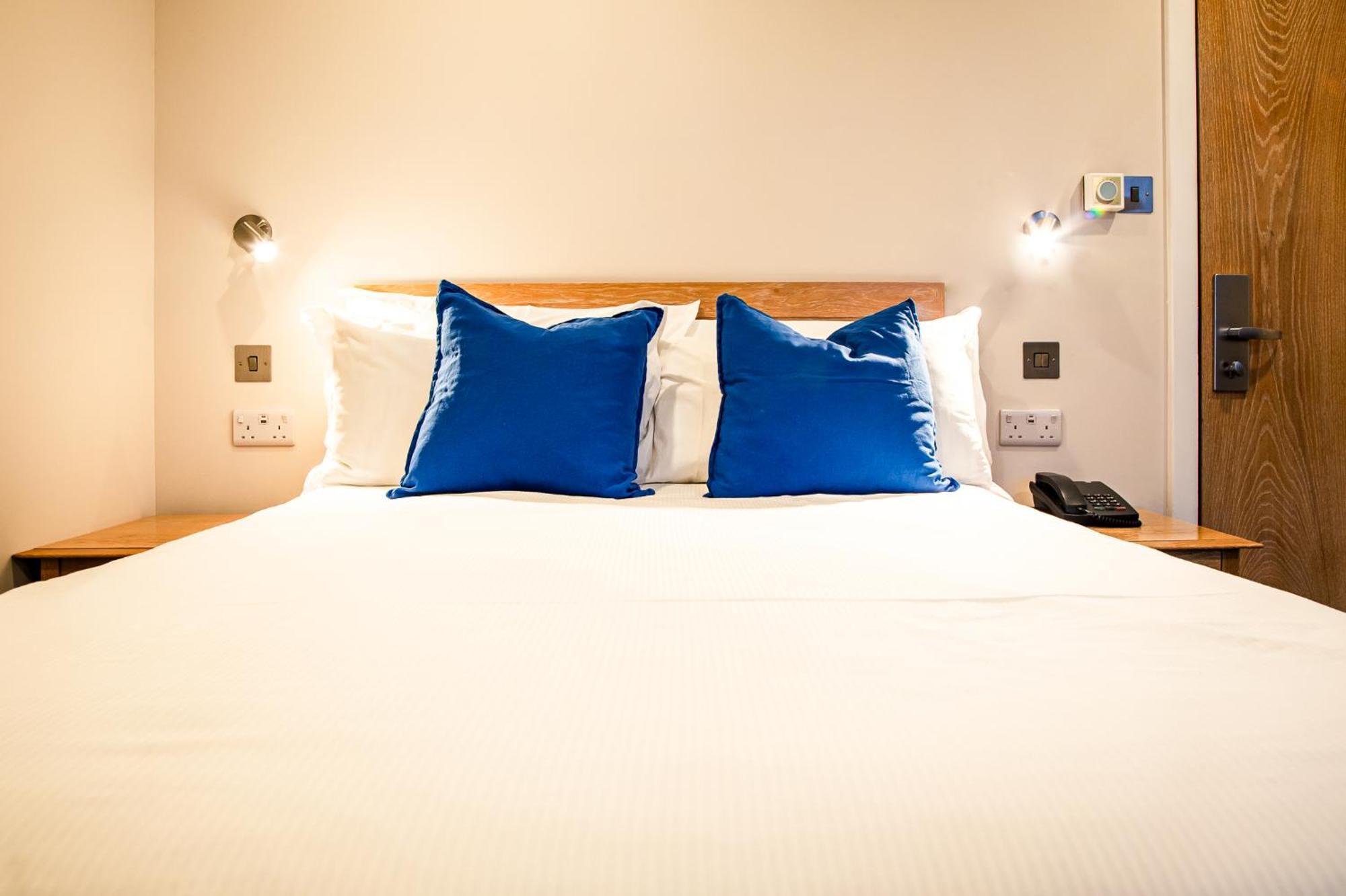 Hotel County 4*