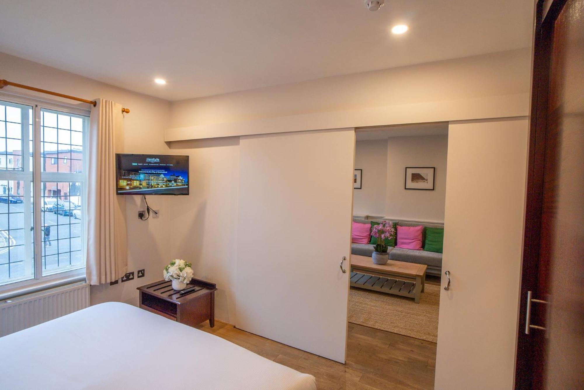 County Hotel 4*